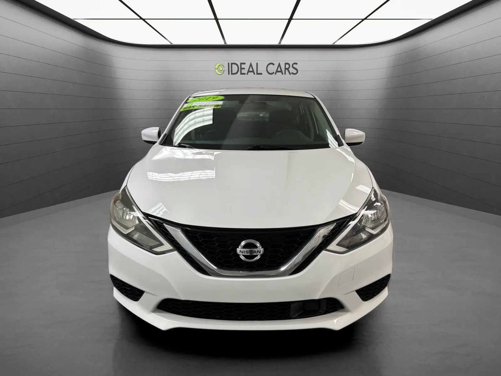 Used 2019 Nissan Sentra SV FWD image 2