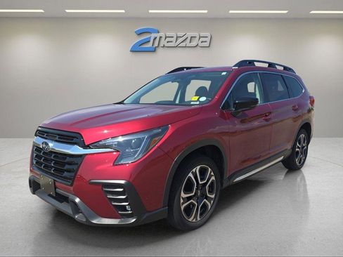 Used 2024 Subaru Ascent Limited image 1