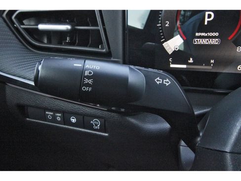 Certified 2025 Nissan Kicks SR w/ Interior Electronics Package FWD image 21