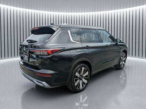New 2026 Mitsubishi Outlander SEL FWD image 4