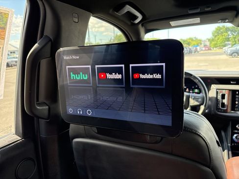 Used 2023 GMC Yukon Denali Ultimate w/ LPO, Floor Liner Package AWD/4WD image 22