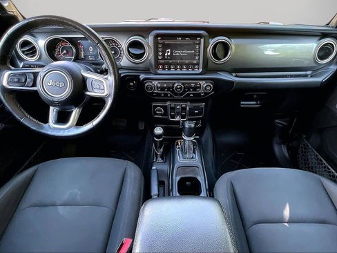 Certified 2022 Jeep Wrangler Unlimited Sahara w/ Cold Weather Group AWD/4WD image 15