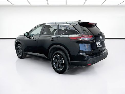 Used 2025 Nissan Rogue SV FWD image 6