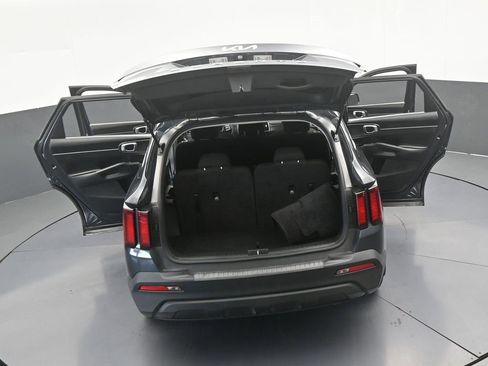 Used 2022 Kia Sorento LX FWD image 61
