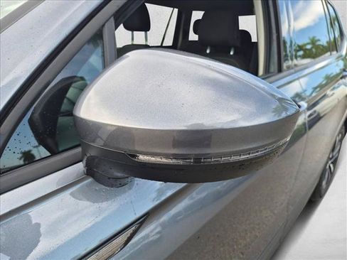 Used 2022 Volkswagen Tiguan S FWD image 10