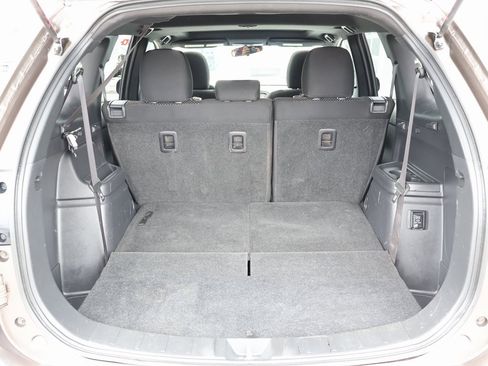 Used 2018 Mitsubishi Outlander ES image 31