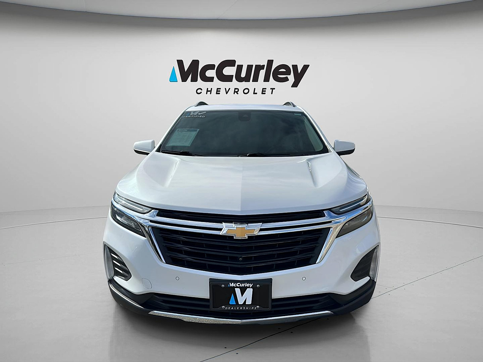 Used 2022 Chevrolet Equinox LT AWD/4WD image 2