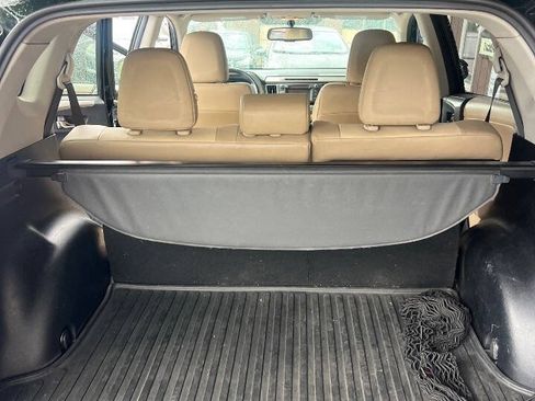 Used 2013 Toyota RAV4 Limited AWD/4WD image 7