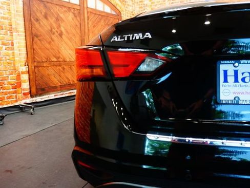 Certified 2022 Nissan Altima 2.0 SR FWD image 64