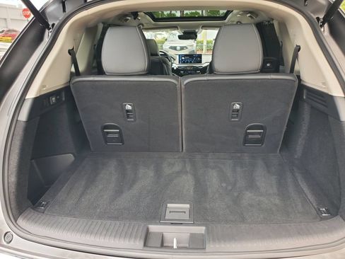 Used 2025 Acura MDX FWD w/ Technology Package image 8