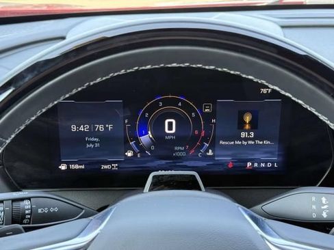 Used 2024 Chevrolet Traverse Z71 w/ Enhanced Driving Package AWD/4WD image 18