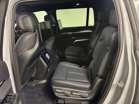 New 2026 Cadillac Escalade IQL Luxury image 28