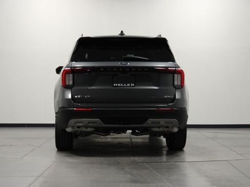 New 2026 Ford Explorer Active w/ Active Comfort Package AWD/4WD image 5