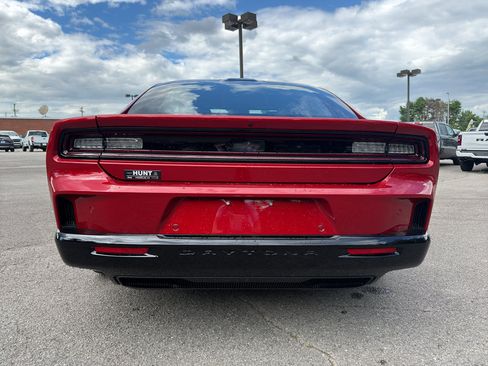 Used 2024 Dodge Charger Daytona R/T w/ Plus Group AWD/4WD image 6
