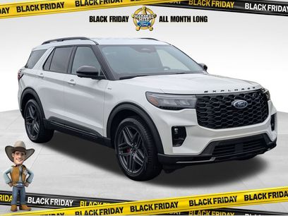 New 2025 Ford Explorer ST-Line w/ Premium Package
