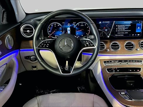 Used 2023 Mercedes-Benz E 350 4MATIC Sedan image 6