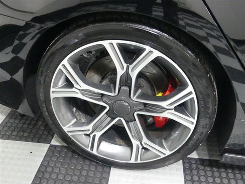 Used 2020 Kia Stinger GT AWD/4WD image 16