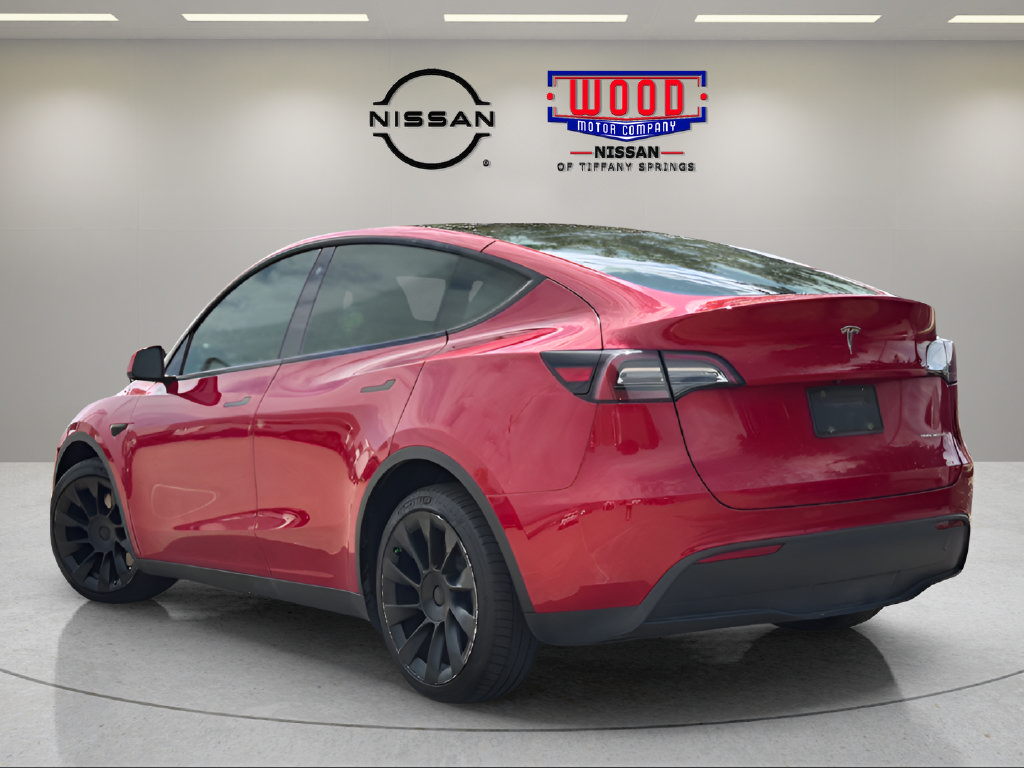 Used 2023 Tesla Model Y Long Range AWD/4WD image 3