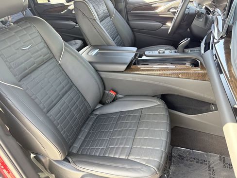 Certified 2024 Cadillac Escalade ESV Sport Platinum w/ LPO, ONYX Package AWD/4WD image 11