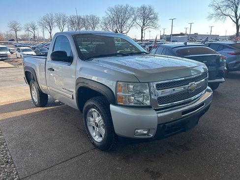 Used 2011 Chevrolet Silverado 1500 LT w/ Interior Plus Package image 3