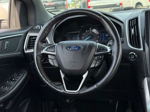 Certified 2023 Ford Edge ST-Line AWD/4WD image 7