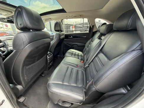 Used 2016 Kia Sorento SX FWD image 21