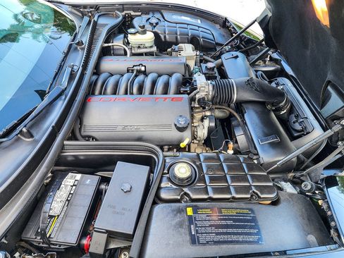 Used 2003 Chevrolet Corvette Convertible w/ Preferred Equipment Group1 RWD image 29
