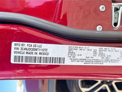 Used 2022 Jeep Compass Limited image 31