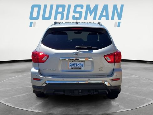 Used 2017 Nissan Pathfinder SL w/ SL Premium Package AWD/4WD image 5
