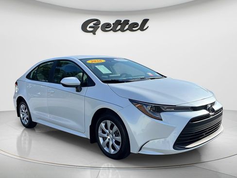 Used 2026 Toyota Corolla LE FWD image 3
