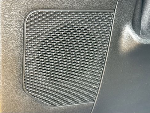 Used 2019 Jeep Wrangler Unlimited Sahara w/ Dual Top Group image 22