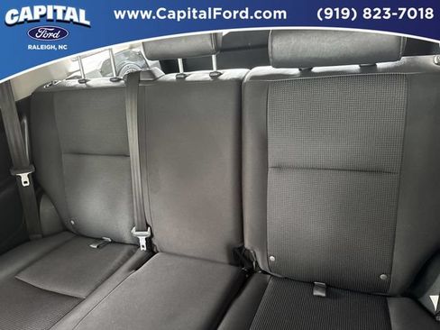 Used 2010 Toyota FJ Cruiser 4WD image 17