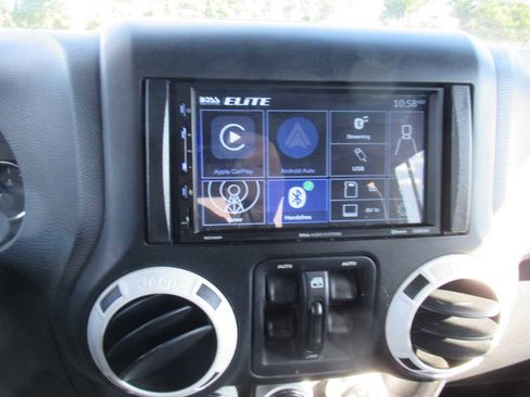 Used 2016 Jeep Wrangler Unlimited Sport w/ Quick Order Package 24S image 25