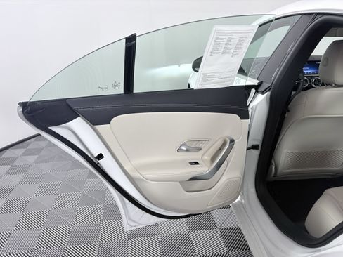 Used 2025 Mercedes-Benz CLA 250 4MATIC image 29