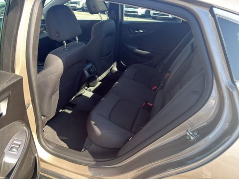 Used 2024 Chevrolet Malibu LT FWD image 22