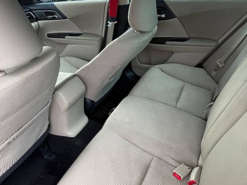Used 2015 Honda Accord LX image 18