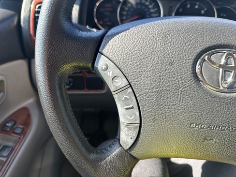 Used 2003 Toyota Land Cruiser AWD/4WD image 19