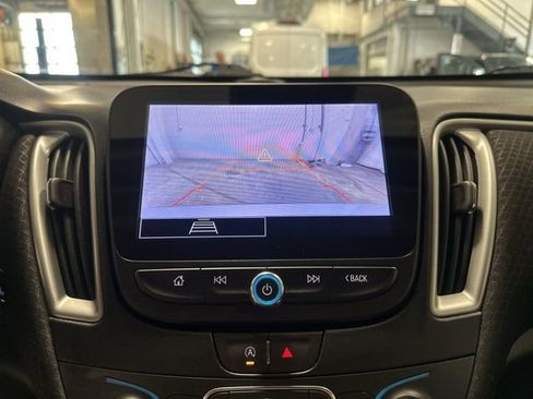 Used 2023 Chevrolet Malibu LS w/ Driver Confidence Package FWD image 23