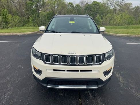 Used 2018 Jeep Compass Limited image 9
