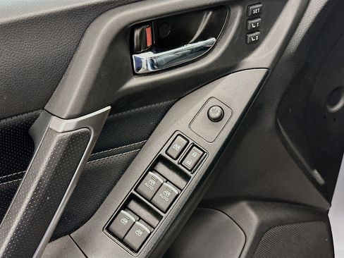 Used 2018 Subaru Forester 2.5i Touring image 15