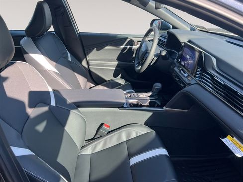 New 2026 Toyota Camry SE FWD image 15
