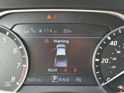 Used 2025 Nissan Frontier SV RWD image 31