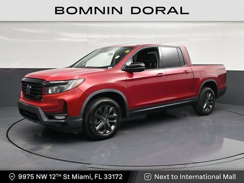 Used 2022 Honda Ridgeline Sport image 1