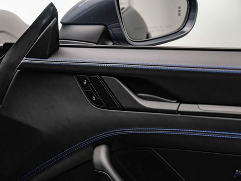 Used 2025 Porsche 911 Carrera T image 87