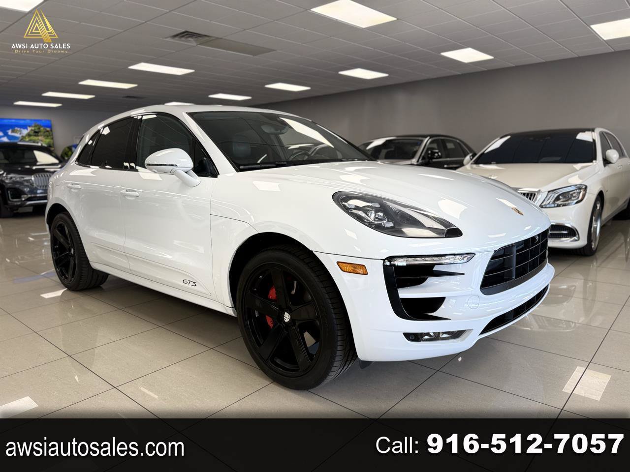 Used 2017 Porsche Macan GTS AWD/4WD image 1