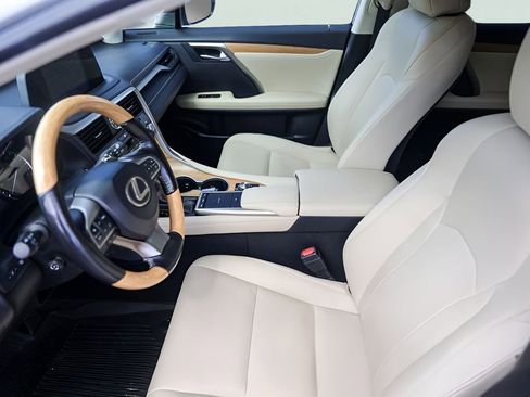 Used 2021 Lexus RX 350L FWD w/ Premium Package image 12