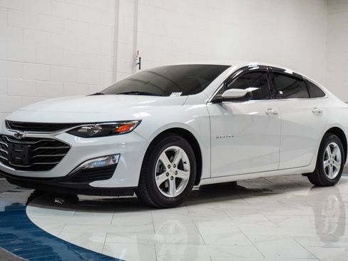 Used 2024 Chevrolet Malibu LS FWD image 4