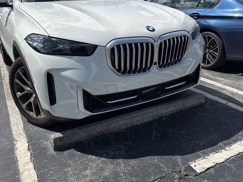 Used 2024 BMW X5 sDrive40i w/ Parking Assistance Package image 7