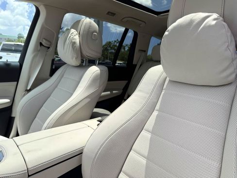 Certified 2026 Mercedes-Benz GLS 450 4MATIC image 24