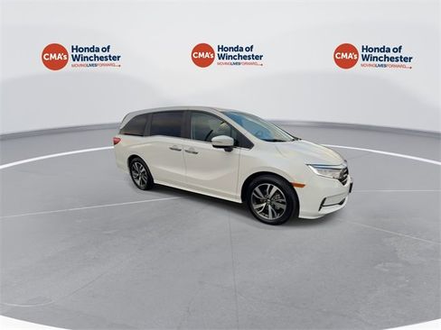 Certified 2023 Honda Odyssey Touring image 2